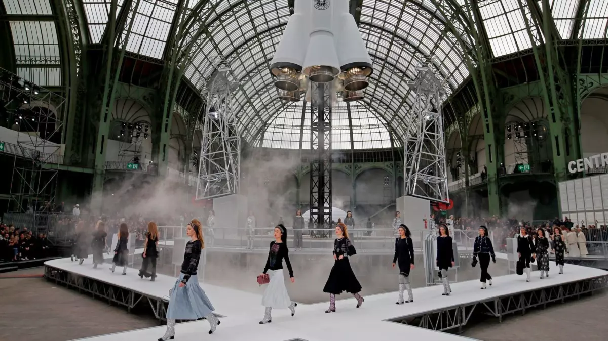 berbagai venue di paris fashion week Grand Palais