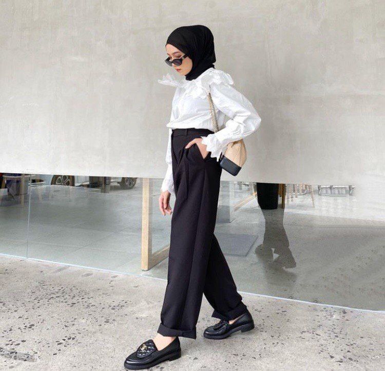 Monochrome Look yang Chic