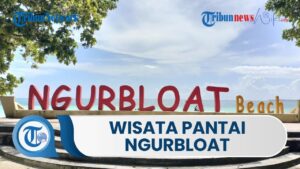 Ngurbloat Beach Pasir Putih