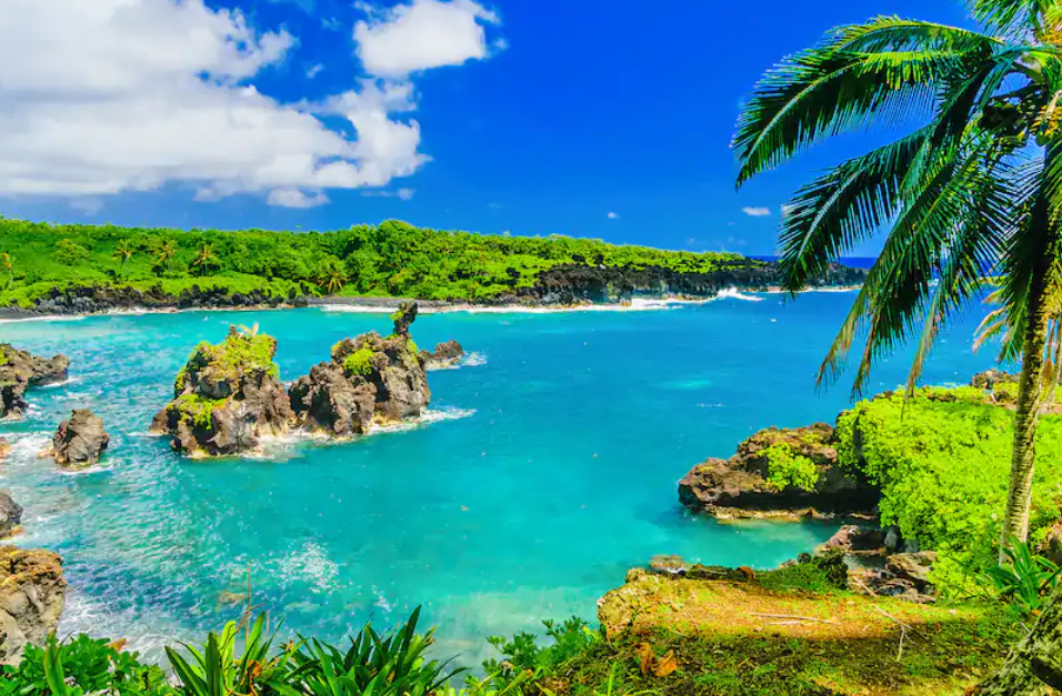 Keindahan Pantai Maui Hawaii yang Memesona